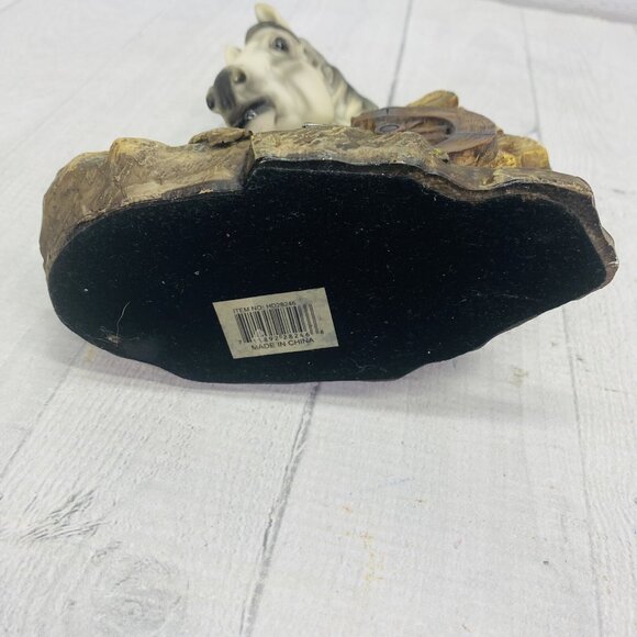 DWK 2010 Animal Gray Black Horse Resin Holder w Salt And Pepper Shaker Set 3 - Picture 7 of 15